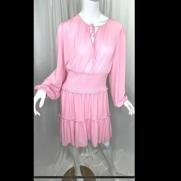 open lace back dress BCBGMAXAZRIA Back Bow Mini Dress – Runway Catalog main image 1